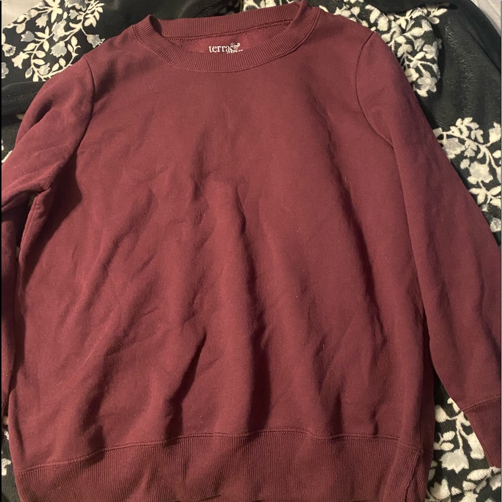 Sweatshirt